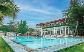 La Plage Beach Club